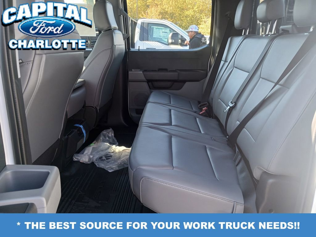 New 2025 Ford F550 4x4 Crew Cab Super Duty image 27