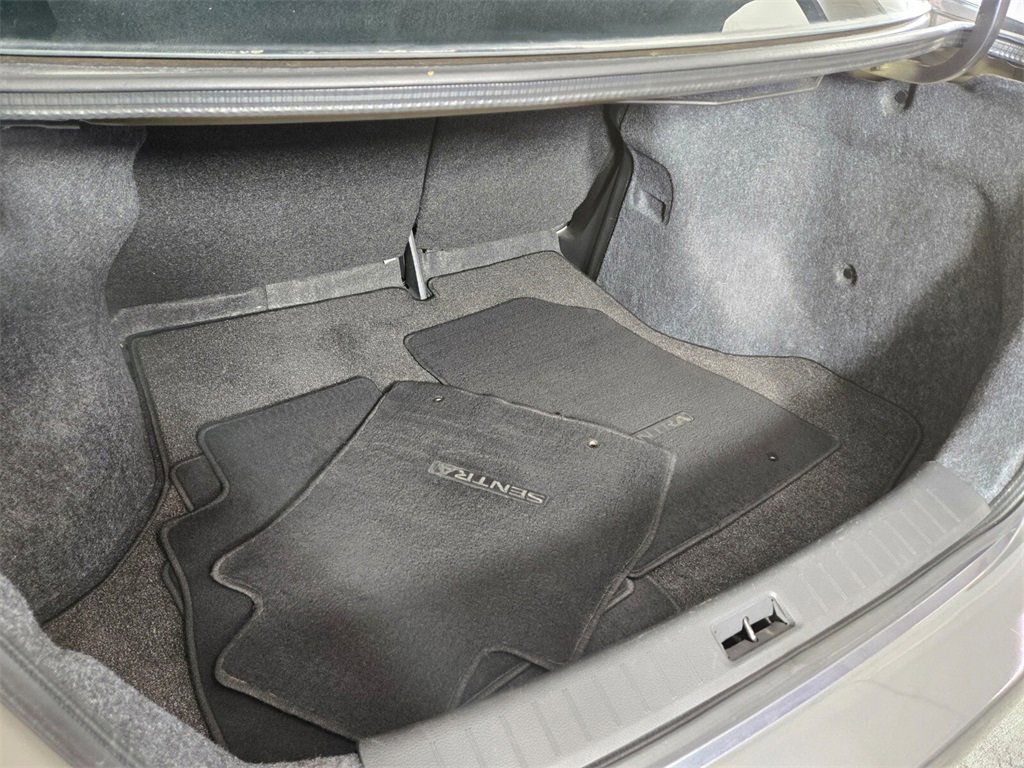 Used 2018 Nissan Sentra SV image 18