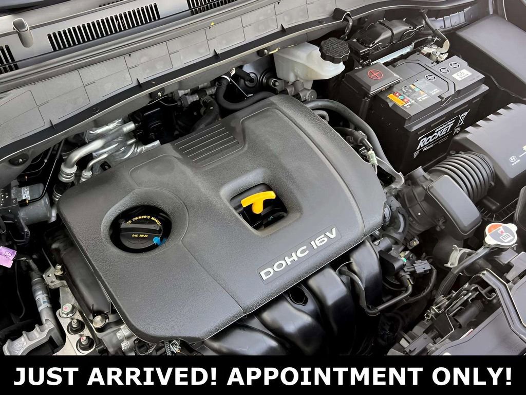 Used 2021 Hyundai Kona SEL Plus AWD/4WD image 35