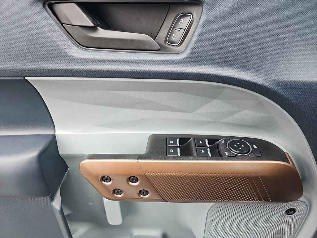 Used 2024 Ford Maverick Lariat w/ 4K Tow Package image 32