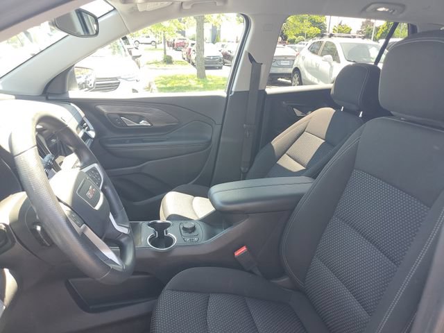 Certified 2024 GMC Terrain SLE w/ Driver Convenience Package FWD image 17