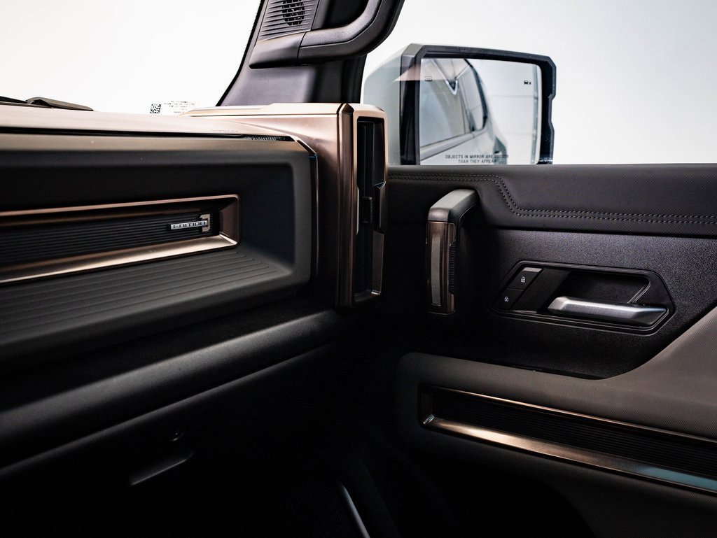 Used 2024 GMC Hummer EV 3X image 43