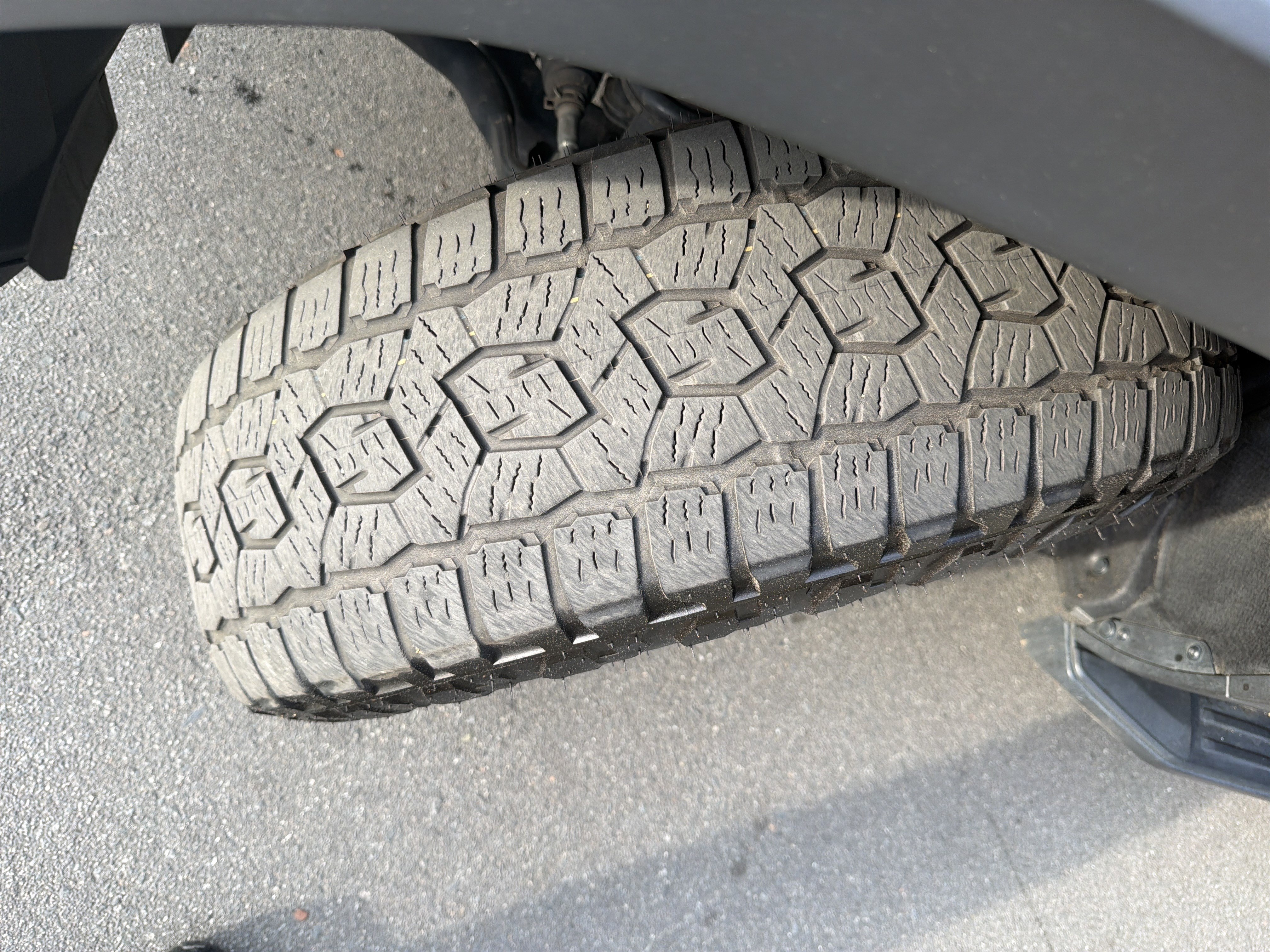 Used 2024 Lexus GX 550 image 12