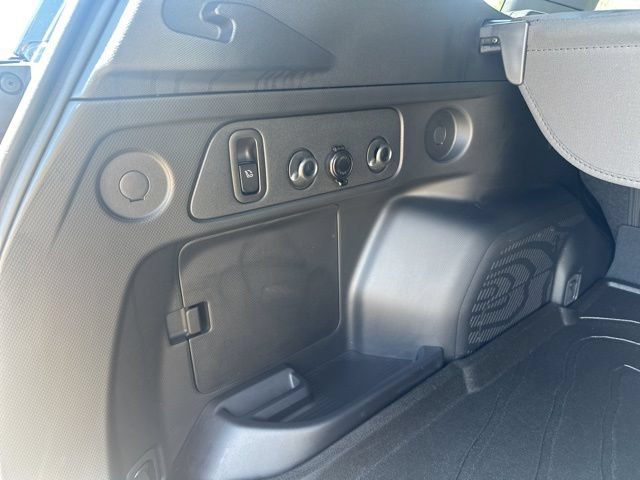 Used 2025 Subaru Forester Touring AWD/4WD image 10