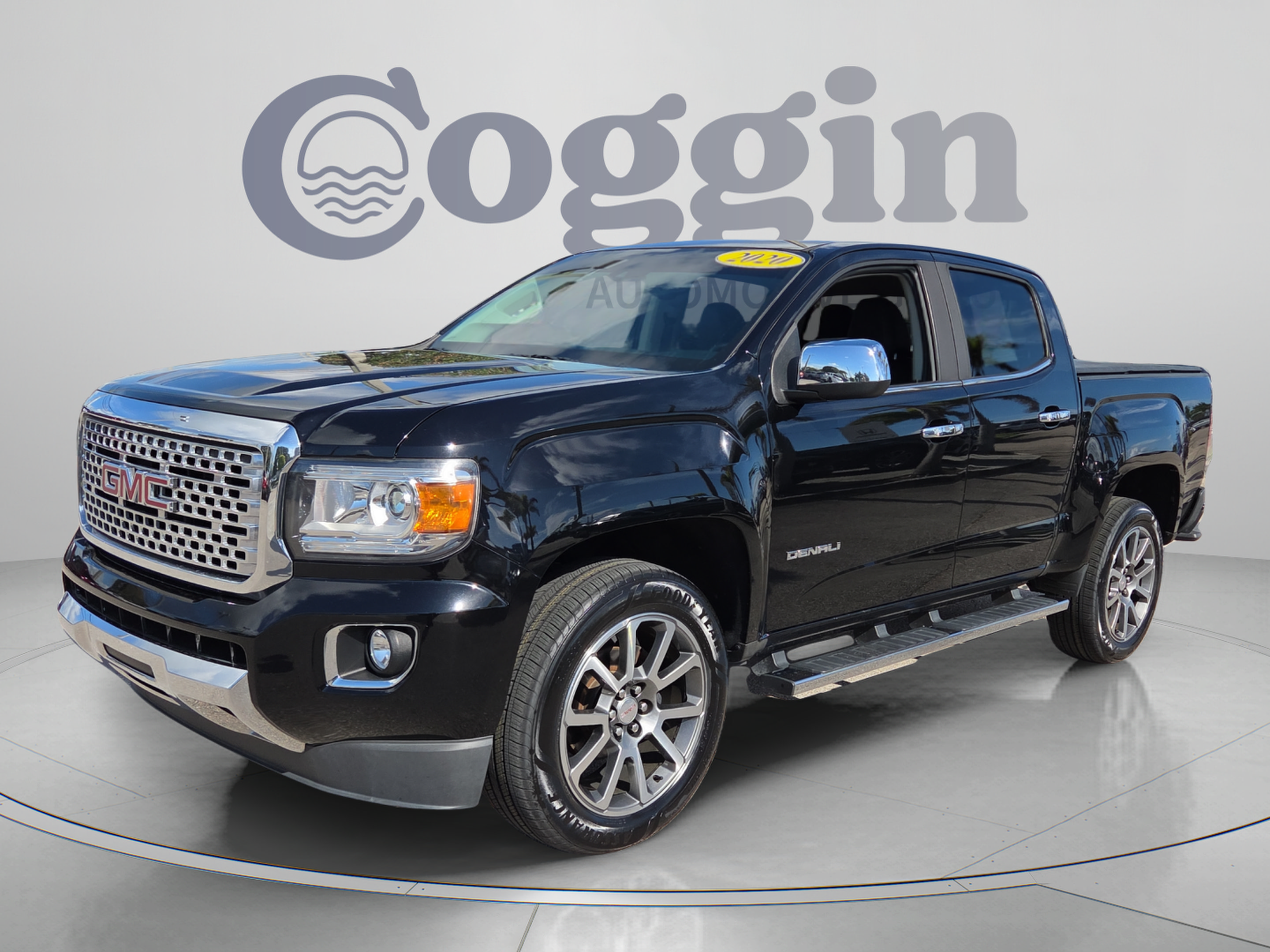 Used 2020 GMC Canyon Denali RWD image 1