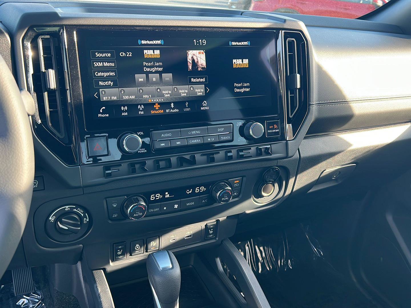New 2026 Nissan Frontier SV w/ SV Convenience Package AWD/4WD image 24