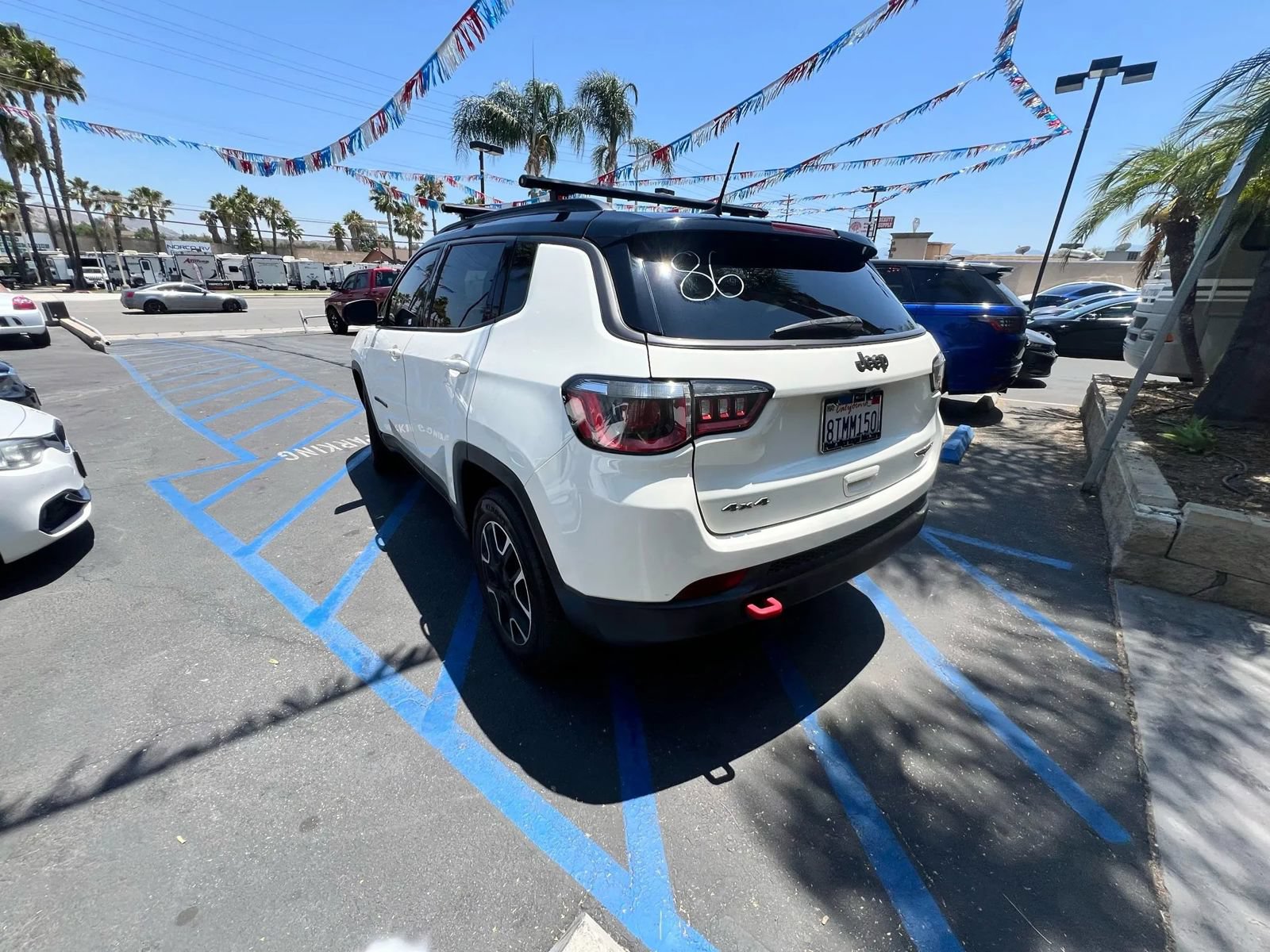 Used 2019 Jeep Compass Trailhawk AWD/4WD image 5