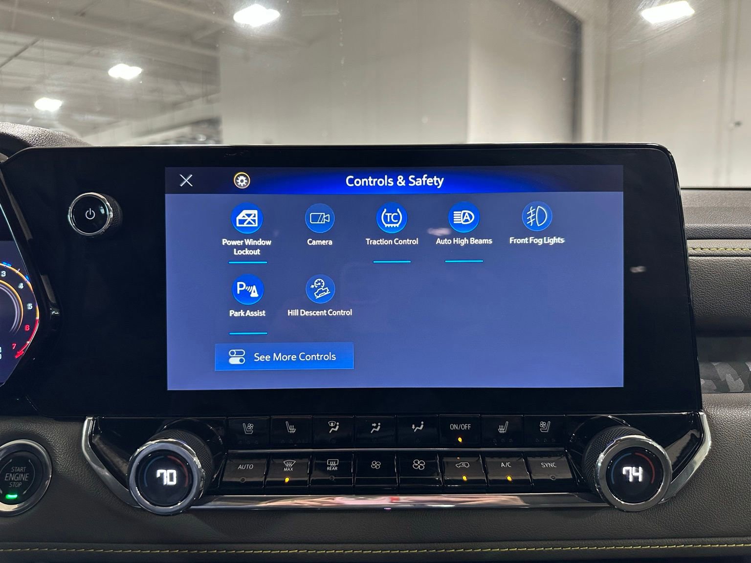 Used 2023 Chevrolet Colorado ZR2 w/ ZR2 Convenience Package III AWD/4WD image 27