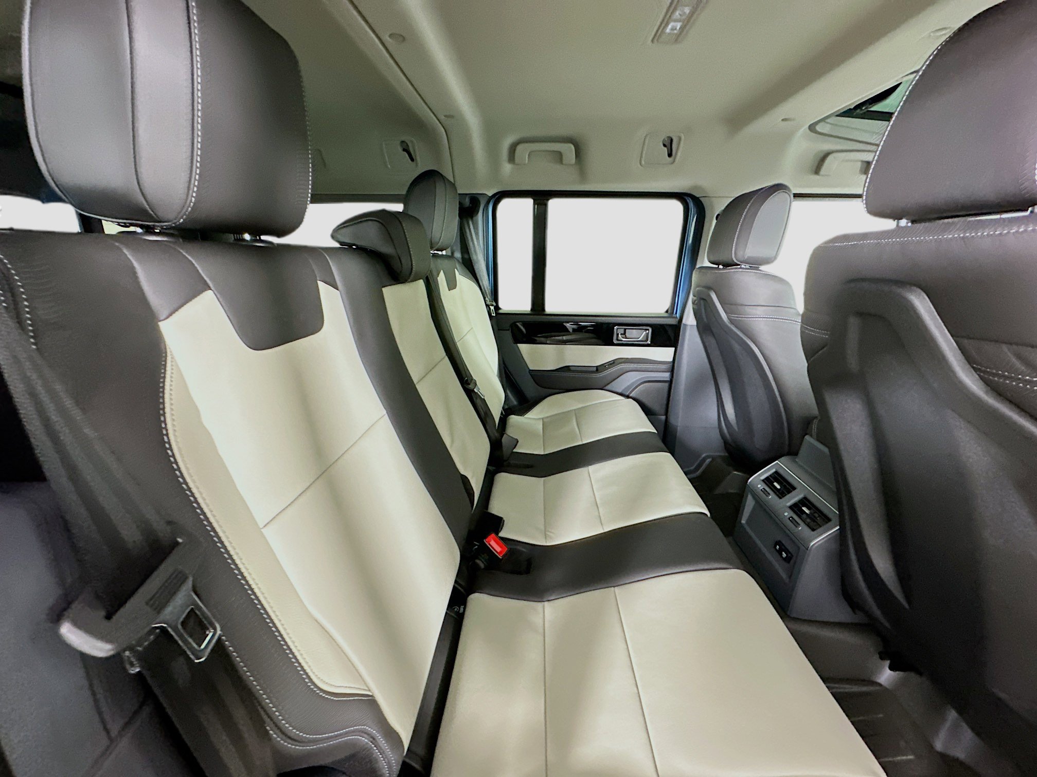 New 2025 INEOS Grenadier Fieldmaster Edition image 47