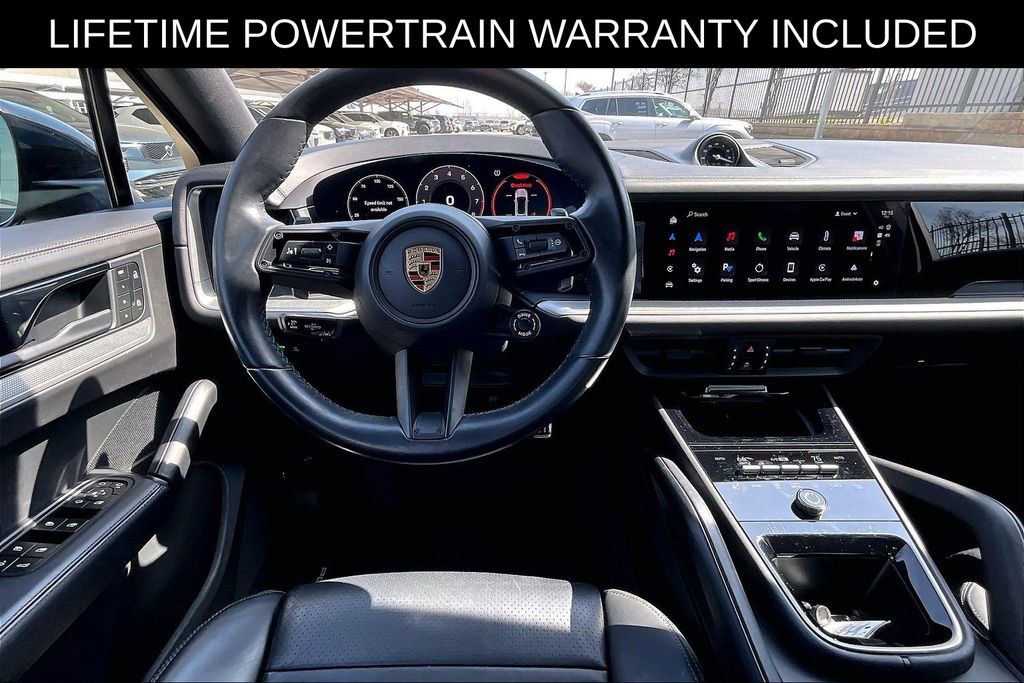 Used 2024 Porsche Cayenne S image 7