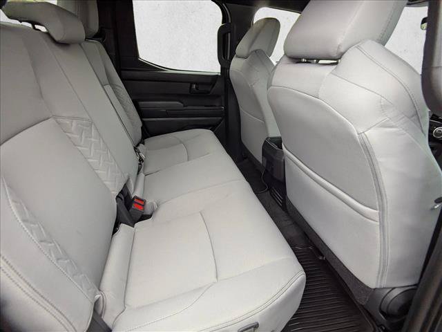 Used 2025 Toyota Tacoma SR5 AWD/4WD image 19