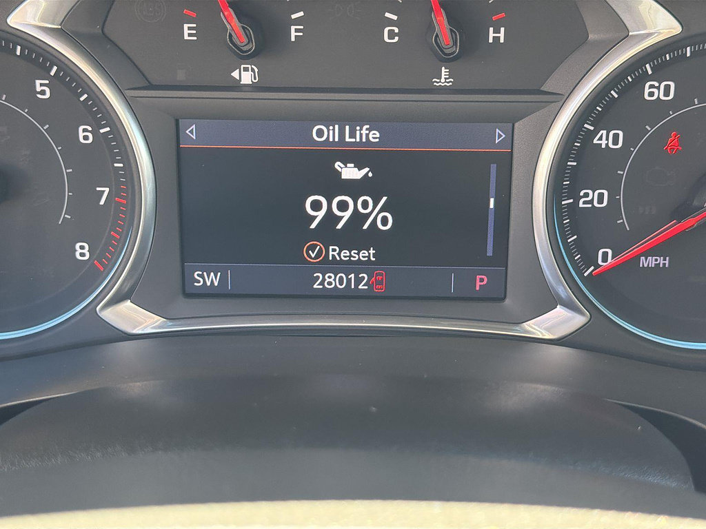 Used 2021 Chevrolet Traverse LT w/ LT Premium Package FWD image 11