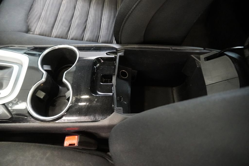 Used 2016 Ford Fusion SE FWD image 22