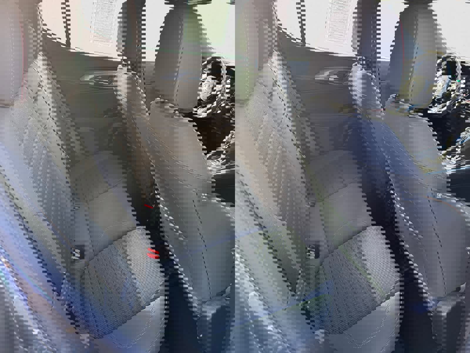 Used 2024 Dodge Hornet R/T w/ R/T Blacktop Package image 17