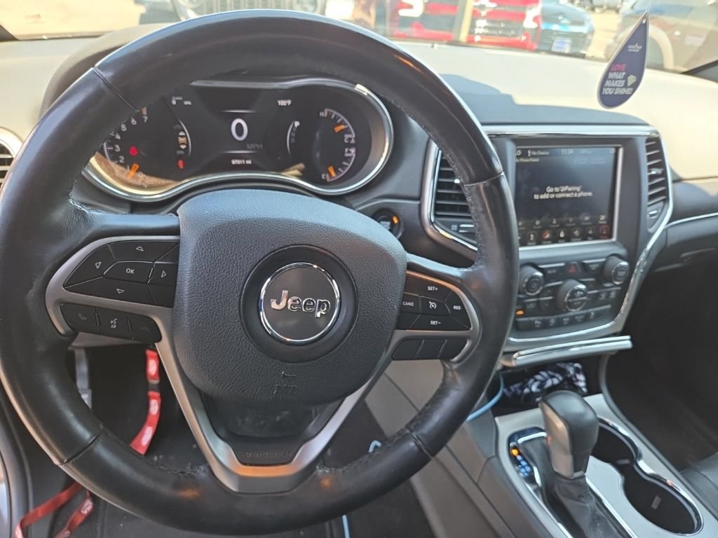 Used 2018 Jeep Grand Cherokee Limited RWD image 15