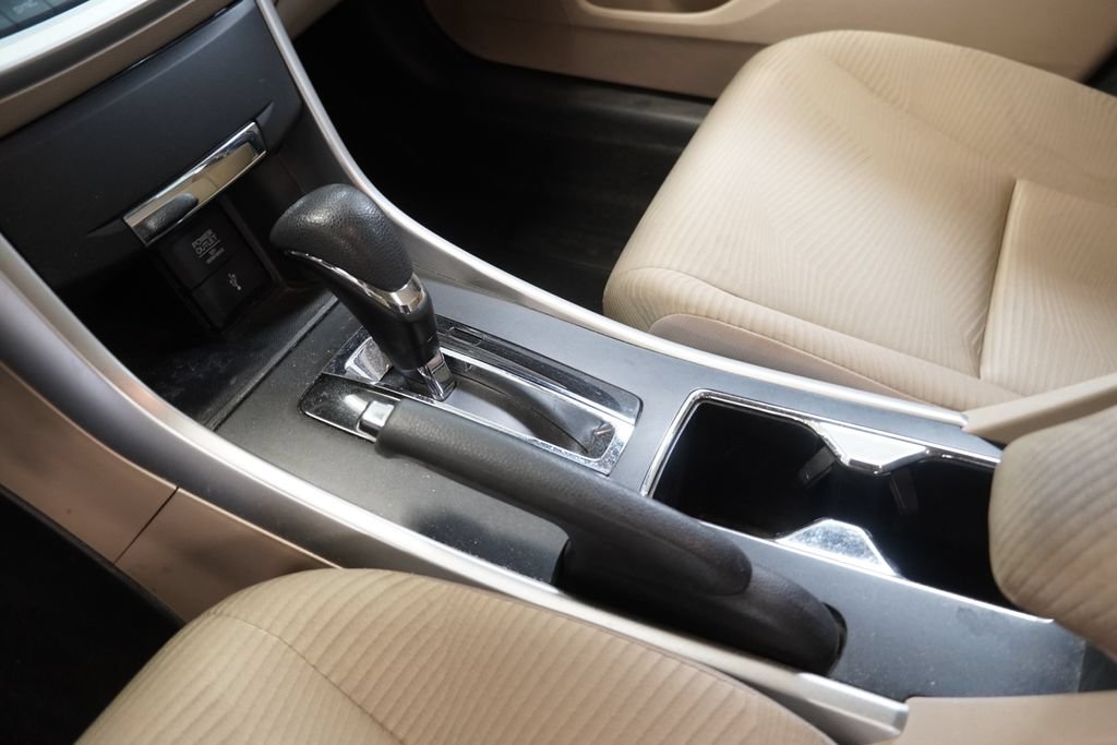 Used 2014 Honda Accord LX image 21