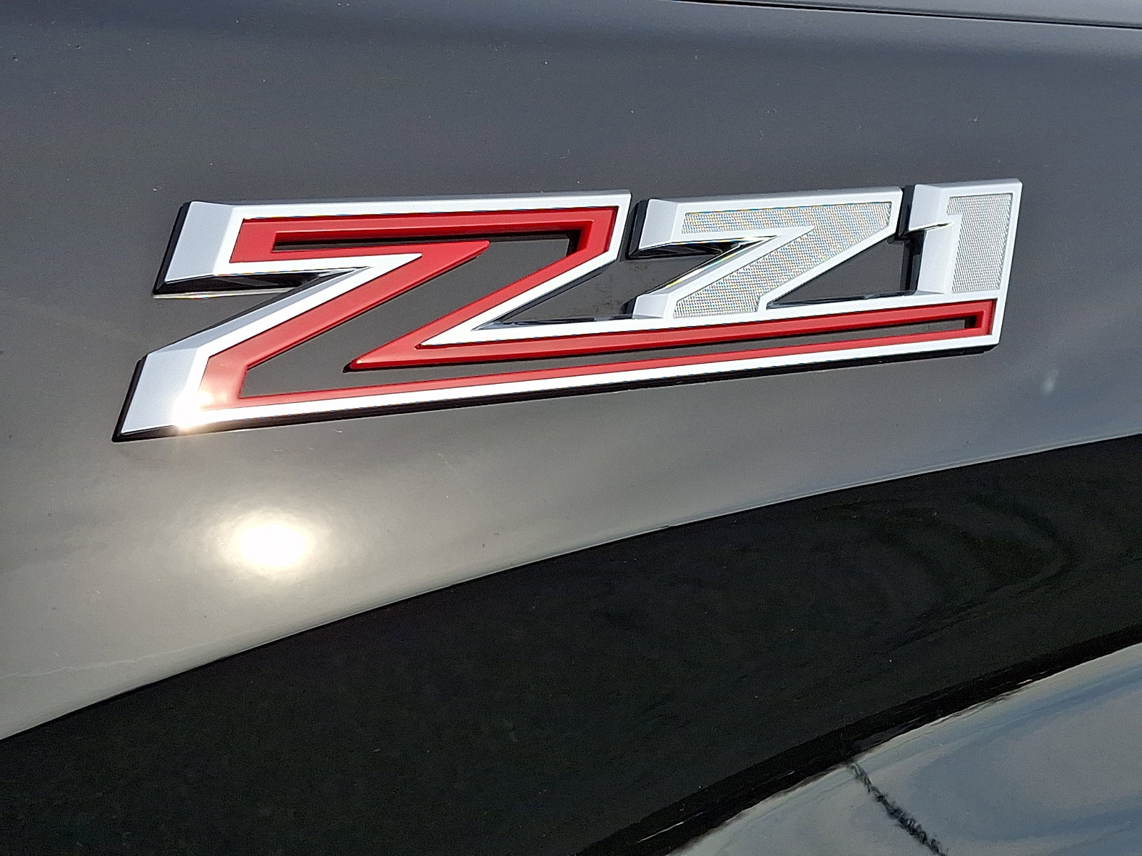 Certified 2025 Chevrolet Silverado 1500 LTZ w/ Z71 Off-Road Package image 33