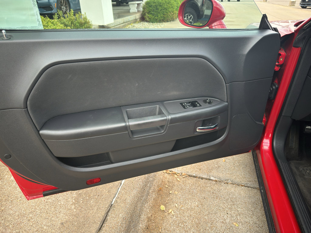 Used 2012 Dodge Challenger R/T image 10