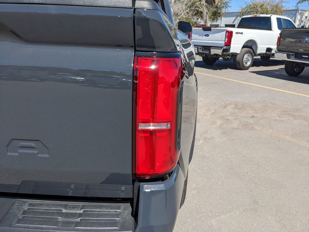 Used 2025 Toyota Tacoma SR5 image 11