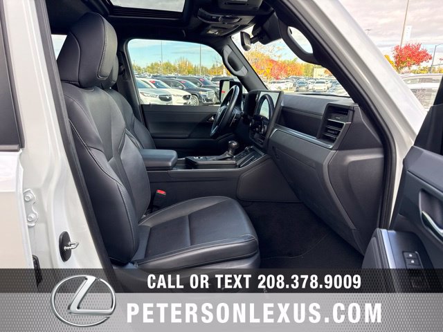 Used 2024 Lexus GX 550 w/ Cold Area Package AWD/4WD image 13