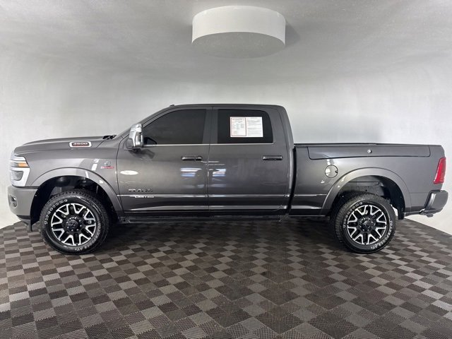 Used 2025 RAM 3500 Limited image 8