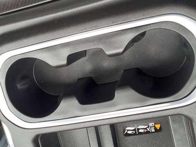 Used 2022 Chevrolet Silverado 1500 High Country w/ Z71 Off-Road Package image 19