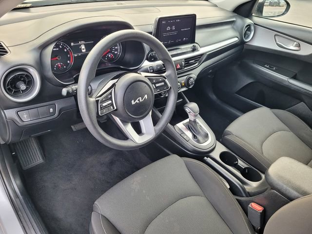 Used 2024 Kia Forte LXS image 7