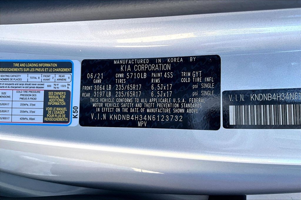 Used 2022 Kia Carnival LX FWD image 30