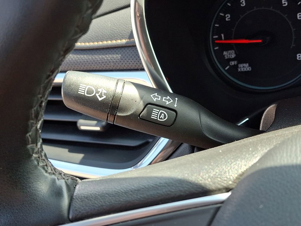 Used 2023 Chevrolet Equinox Premier image 25