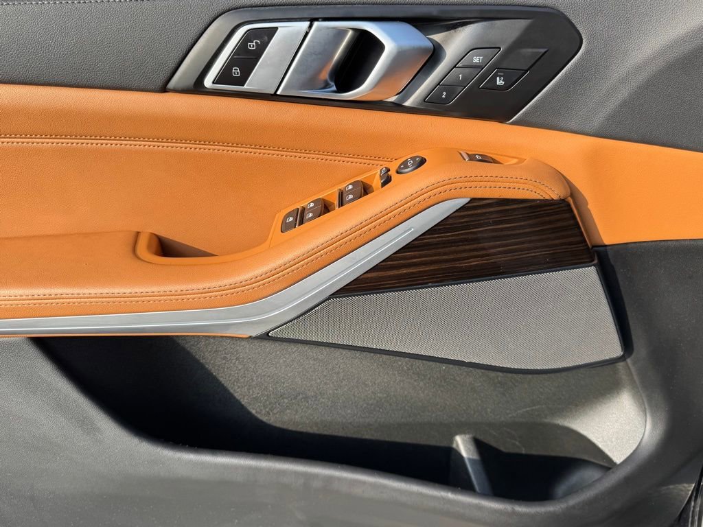 Used 2023 BMW X5 M50i w/ Executive Package image 18