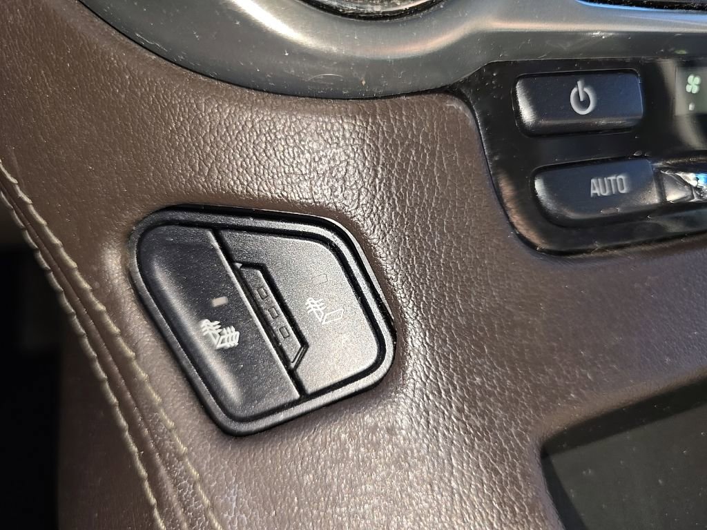 Used 2016 Chevrolet Tahoe LT image 14