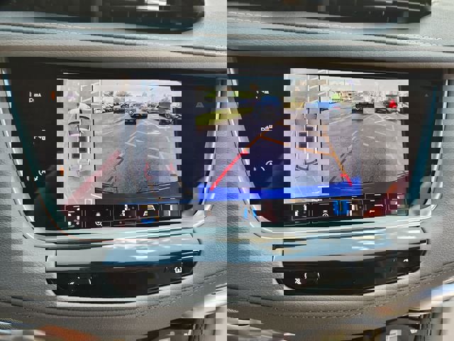 Used 2024 Cadillac XT5 Premium Luxury w/ Technology Package image 28