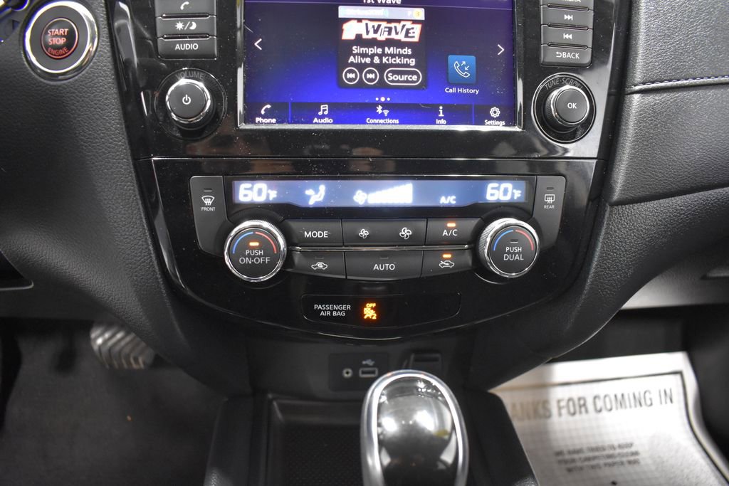 Used 2019 Nissan Rogue SV image 21