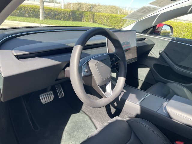 Used 2024 Tesla Model 3 Performance AWD/4WD image 10