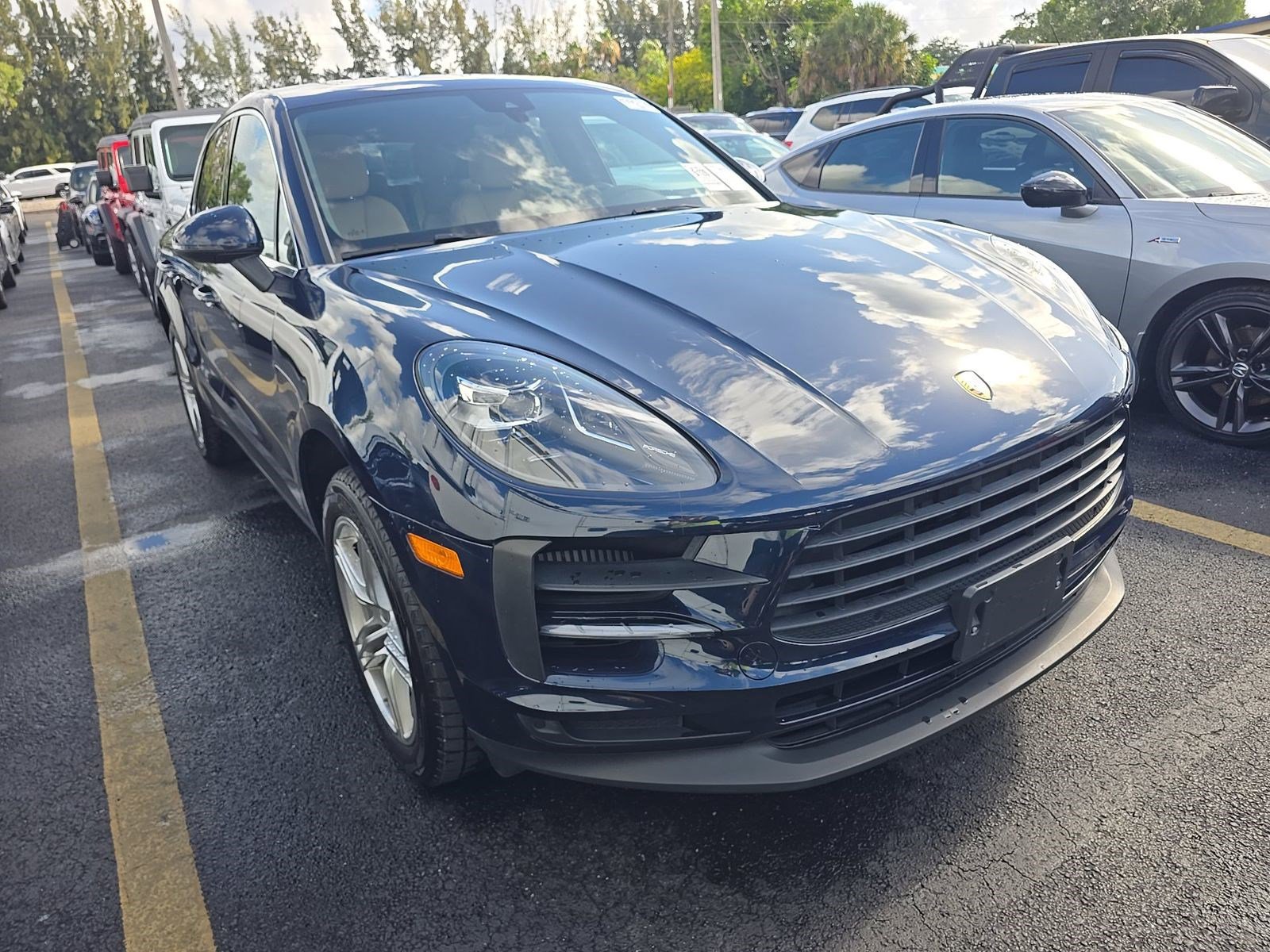 Used 2020 Porsche Macan S AWD/4WD image 4