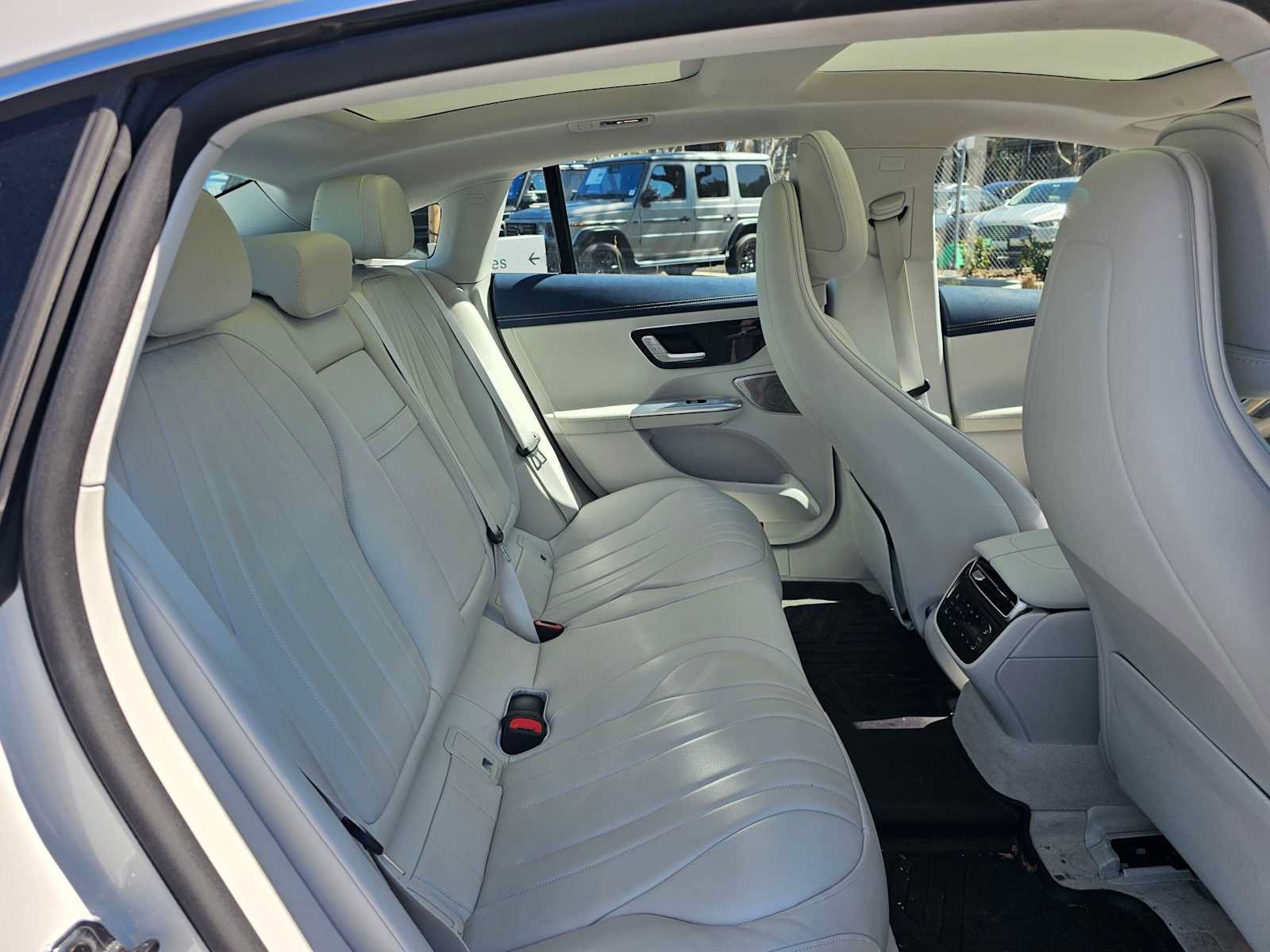 Certified 2023 Mercedes-Benz EQE 500 4MATIC Sedan image 12