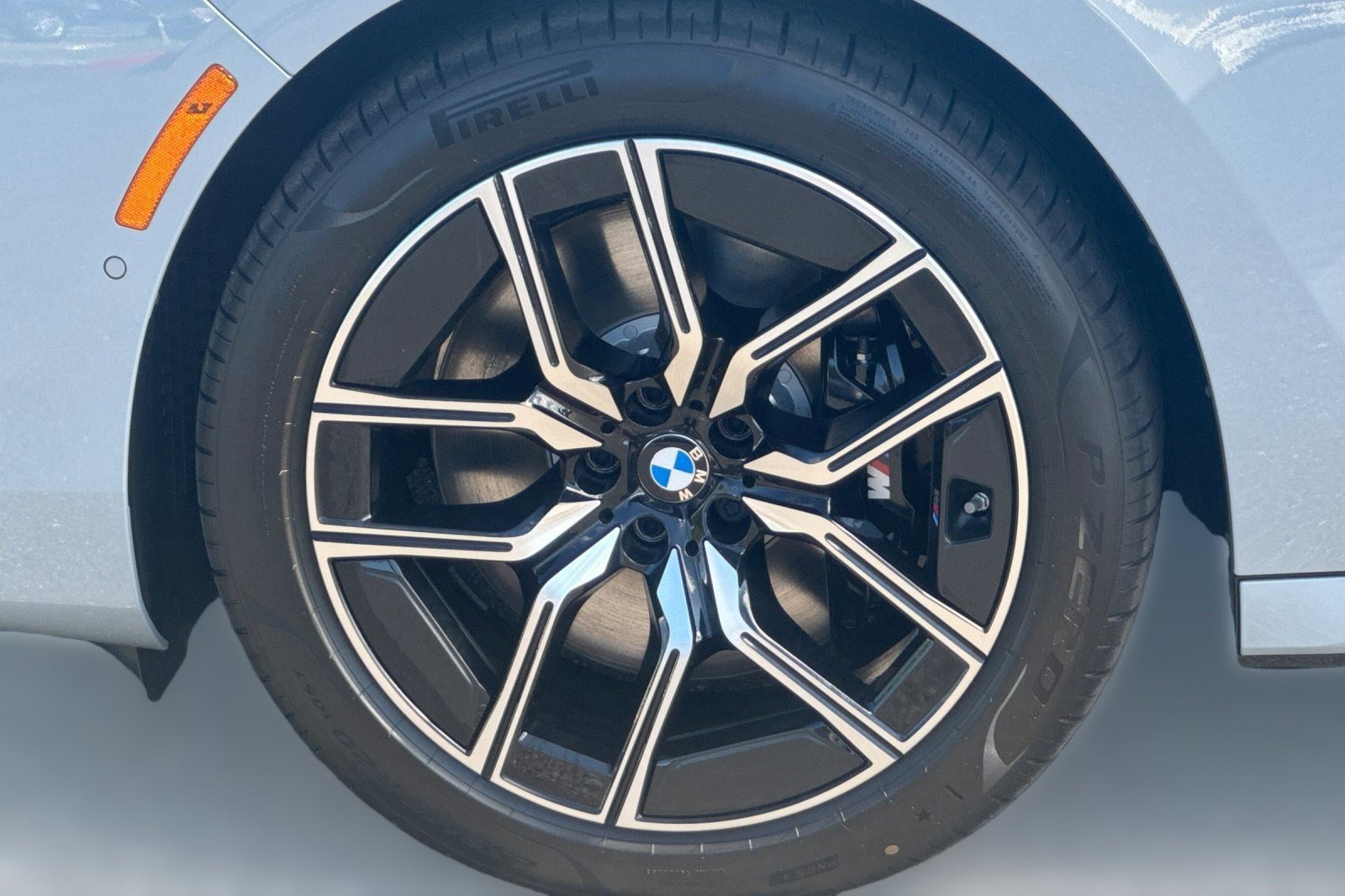 New 2025 BMW 760i xDrive image 11