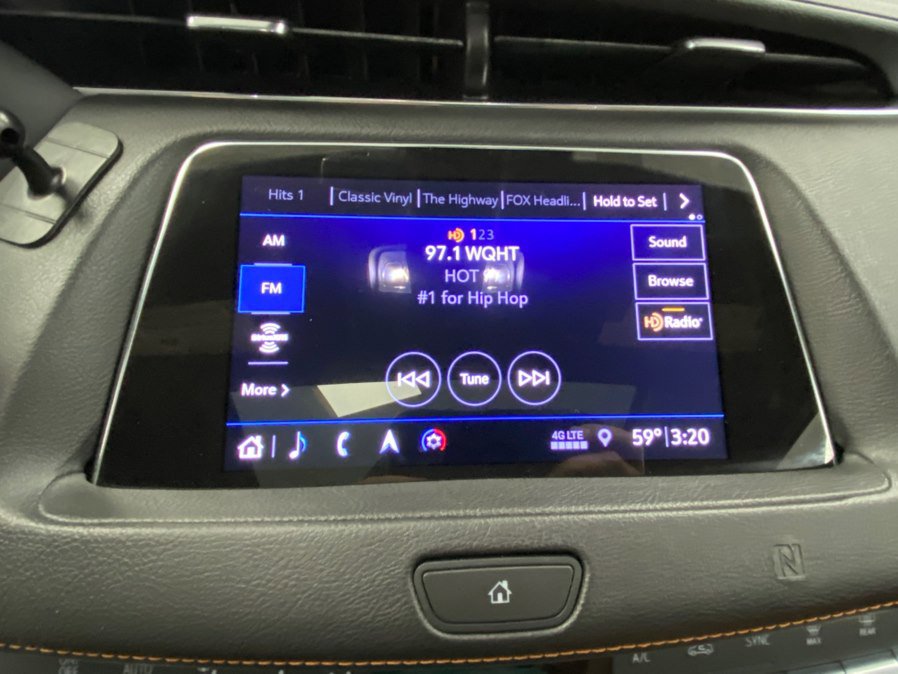 Used 2019 Cadillac XT4 Sport AWD/4WD image 32