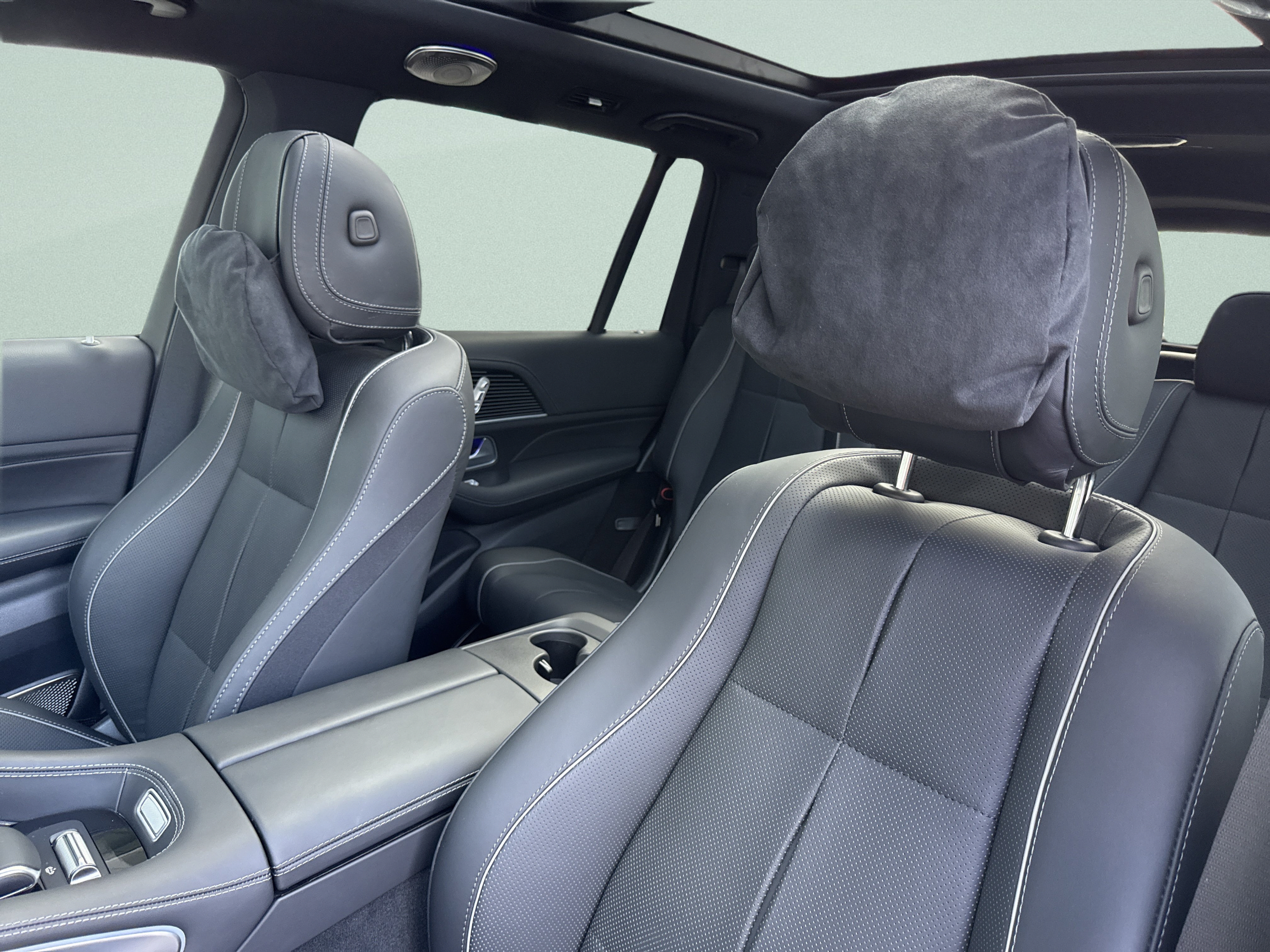 Certified 2025 Mercedes-Benz GLS 450 4MATIC image 21