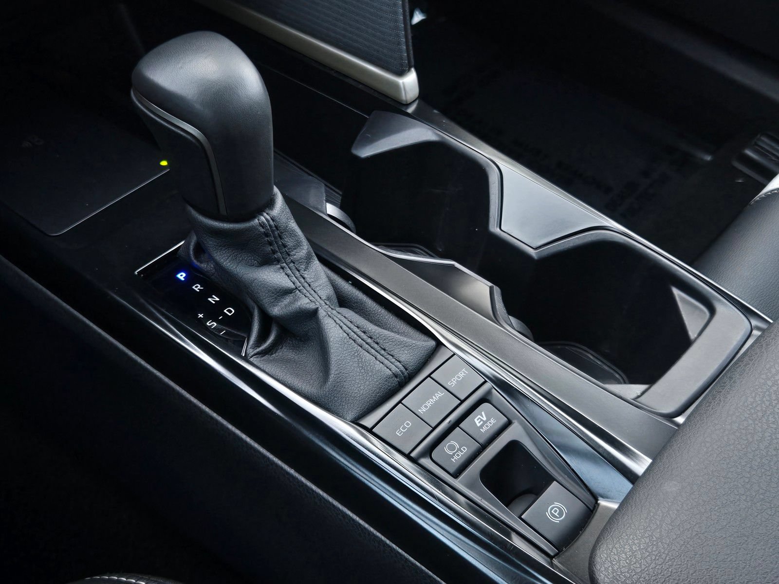 Certified 2025 Toyota Camry SE w/ Convenience Package FWD image 16