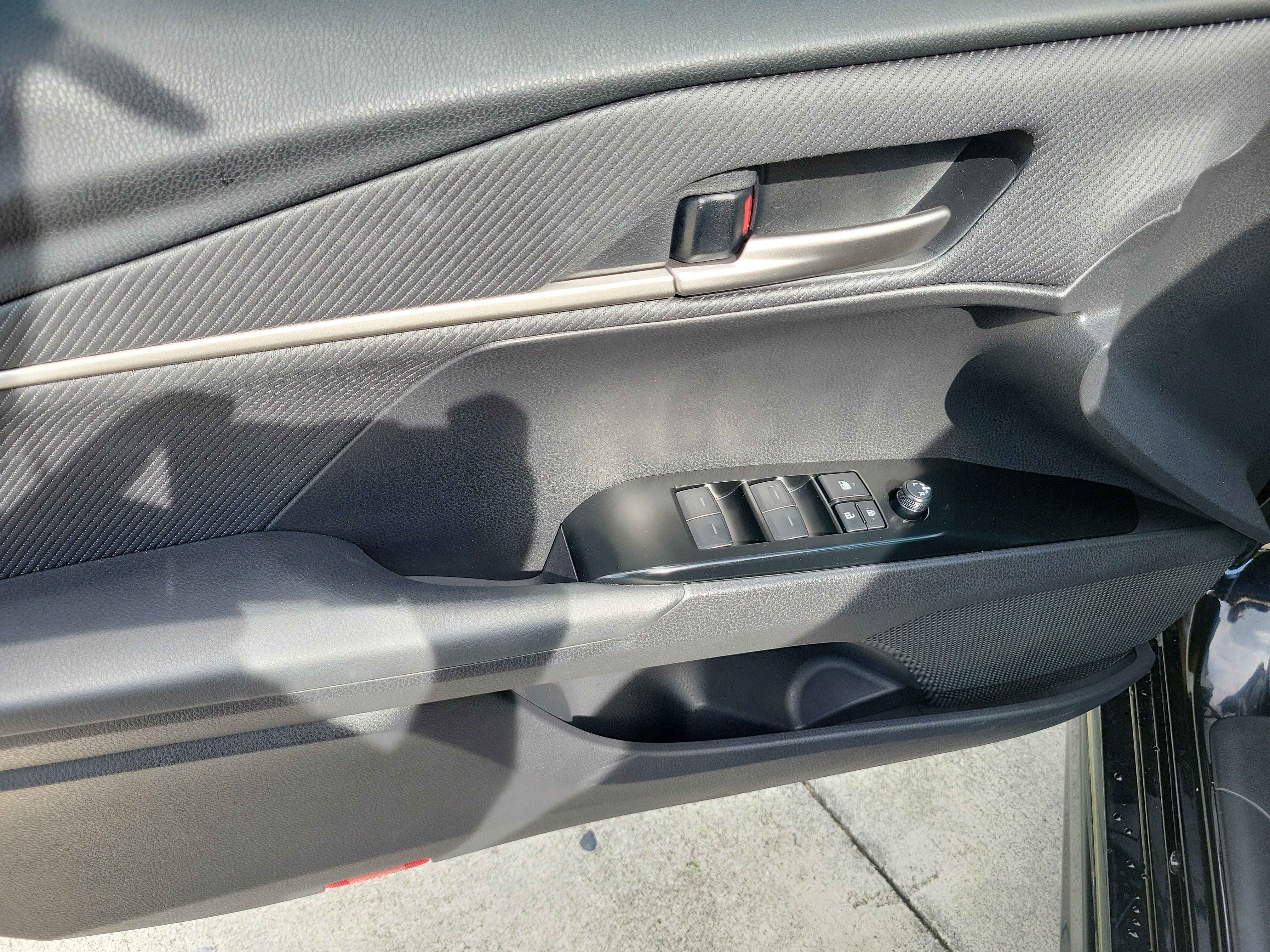 Used 2026 Toyota Camry SE w/ Multimedia Upgrade Package FWD image 20