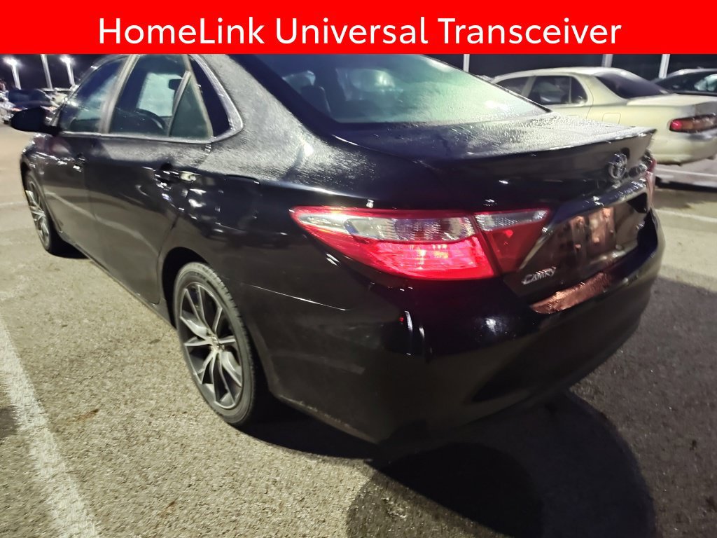 Used 2016 Toyota Camry XSE w/ Moonroof Package FWD image 5