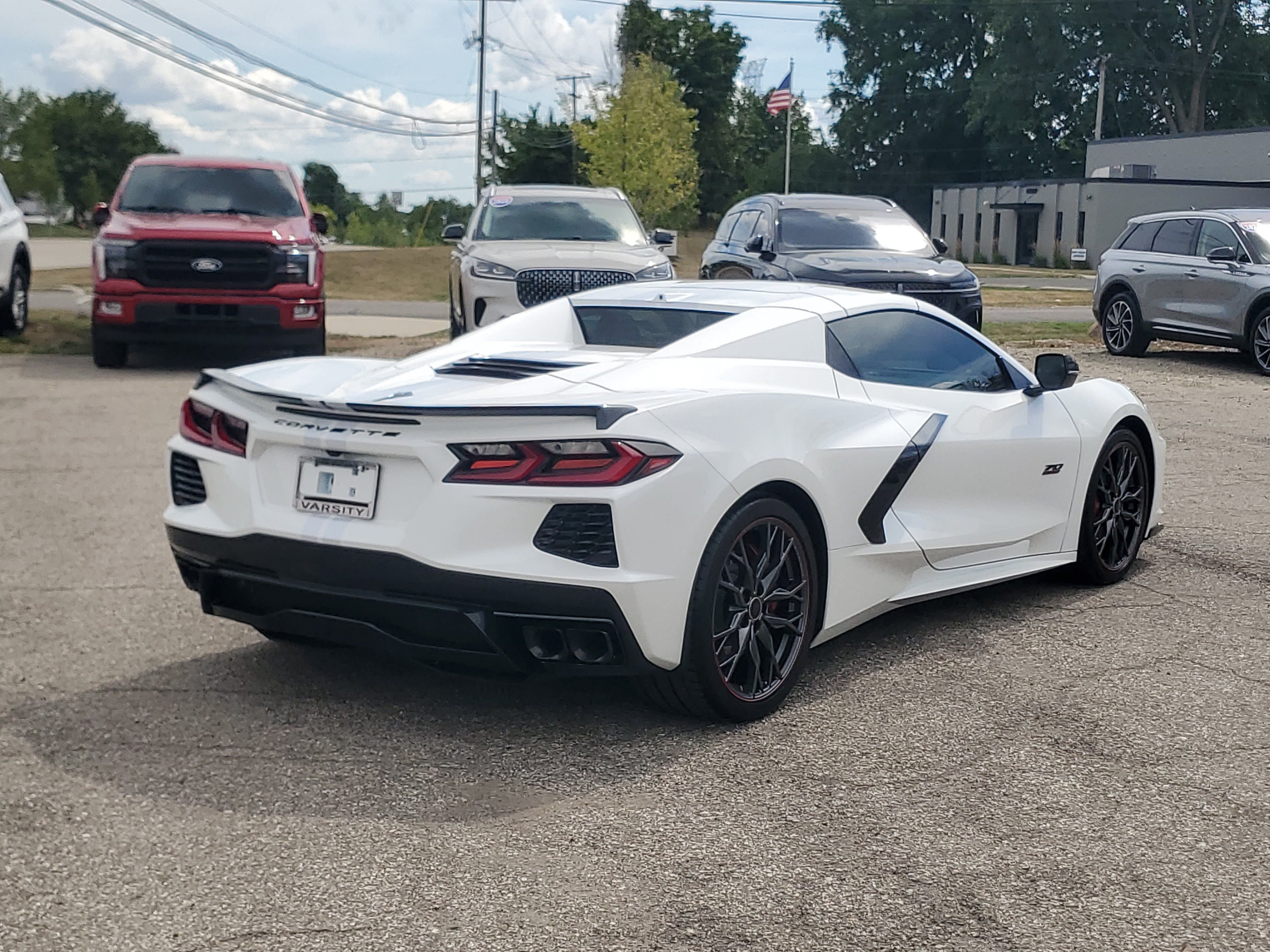 Used 2023 Chevrolet Corvette Stingray Premium Conv w/ Z51 Performance Package RWD image 6