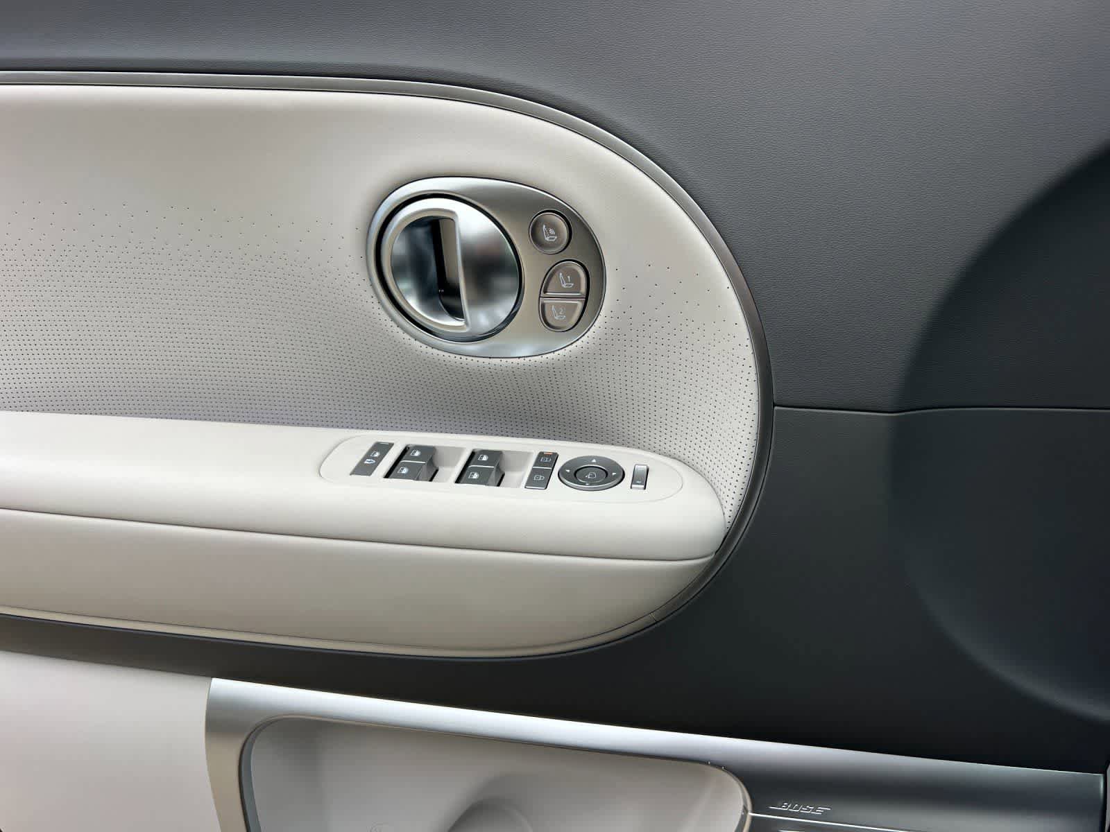 New 2026 Hyundai Ioniq 9 Calligraphy image 12