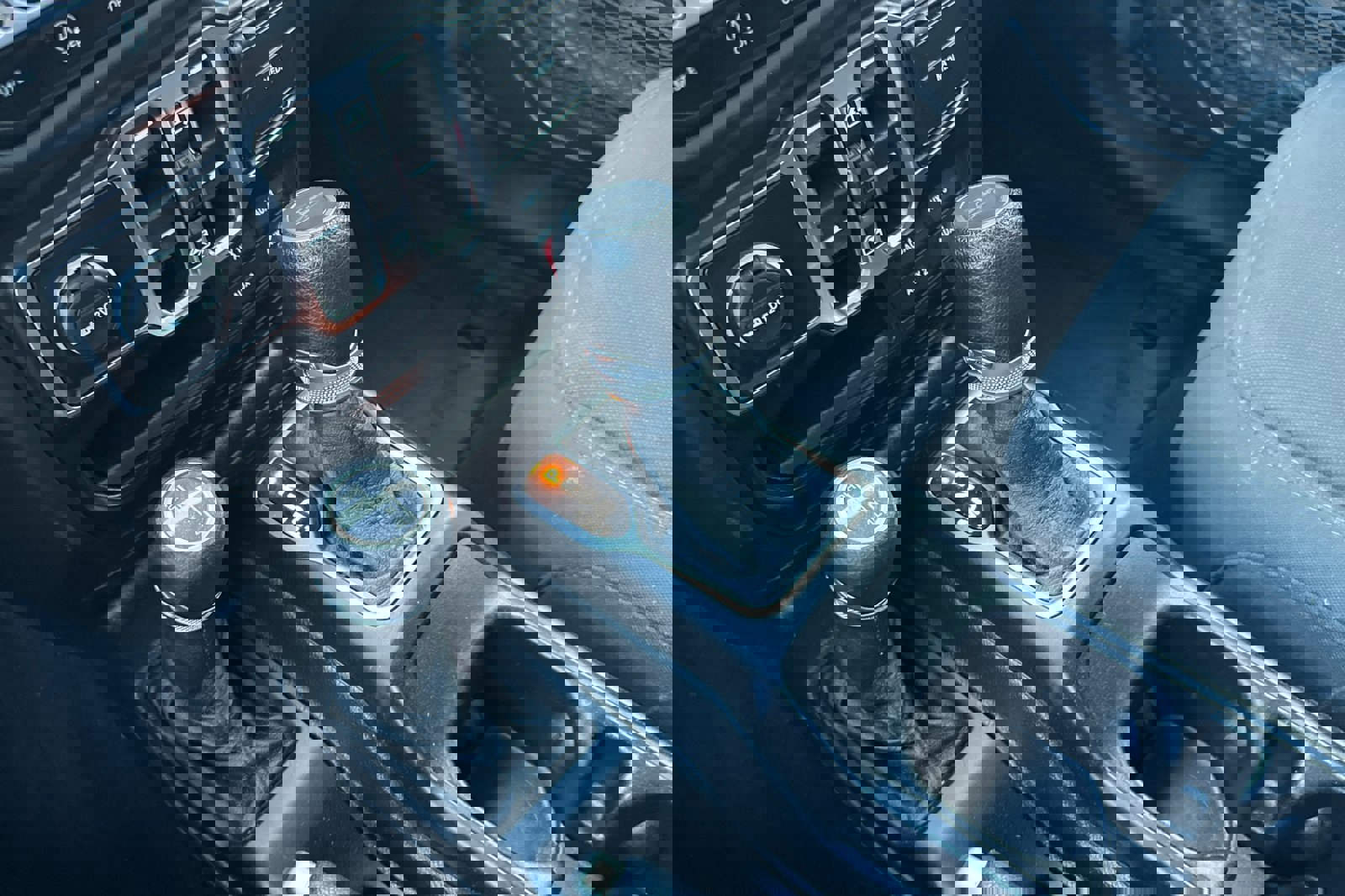 Used 2022 Jeep Gladiator Sport image 22