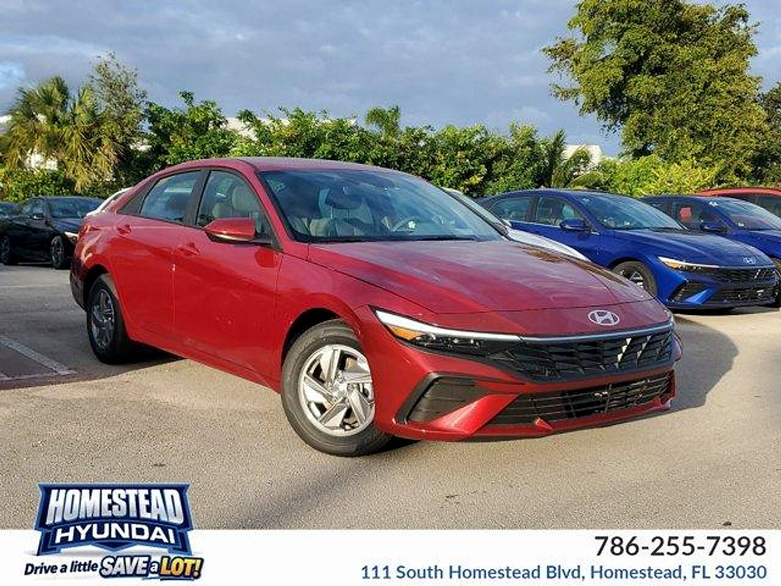 New 2025 Hyundai Elantra SE