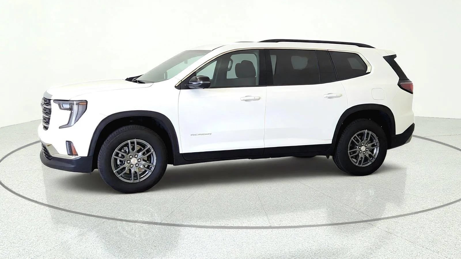 Used 2026 GMC Acadia Elevation FWD image 3