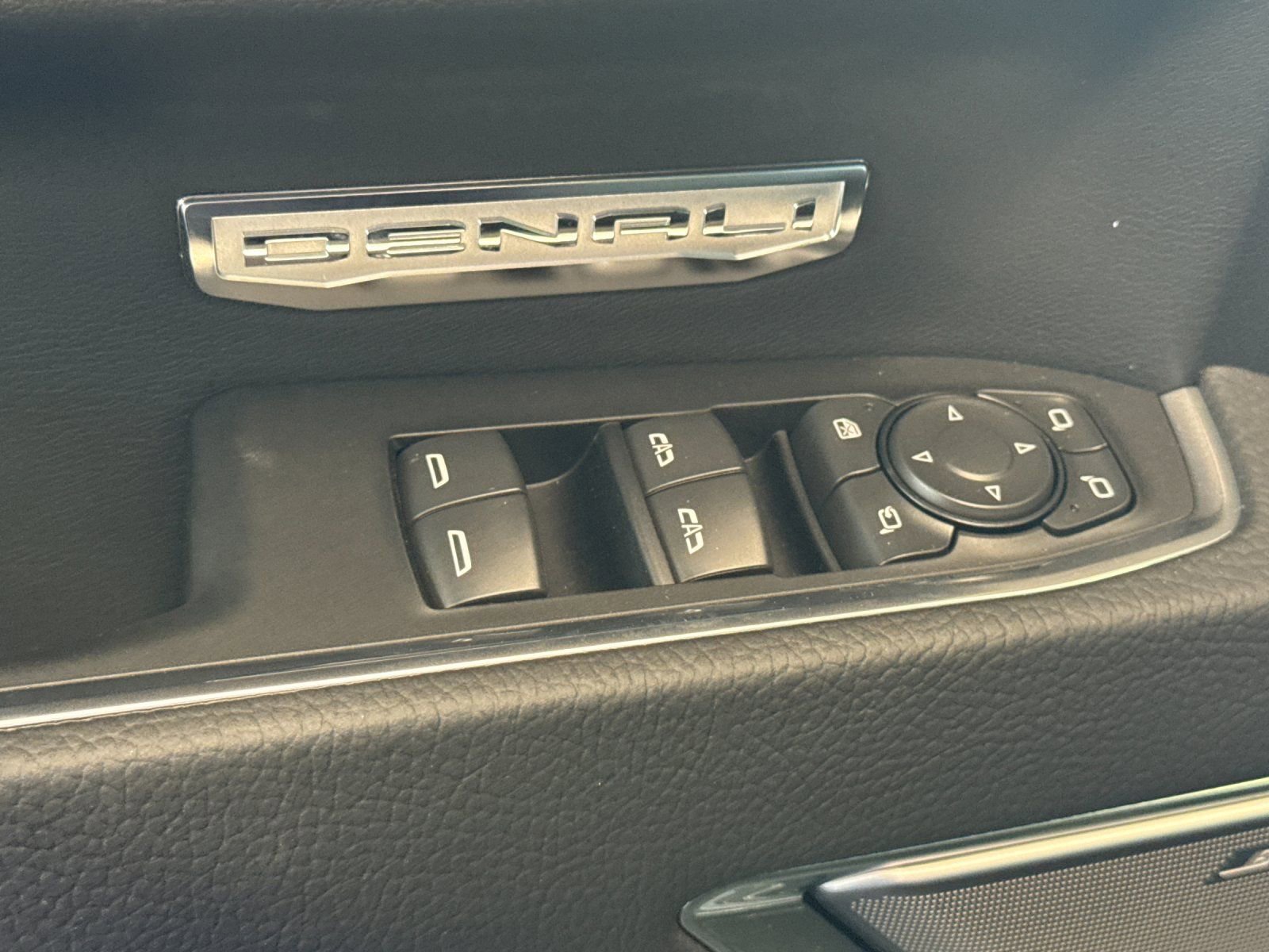 New 2026 GMC Sierra 1500 Denali AWD/4WD image 11