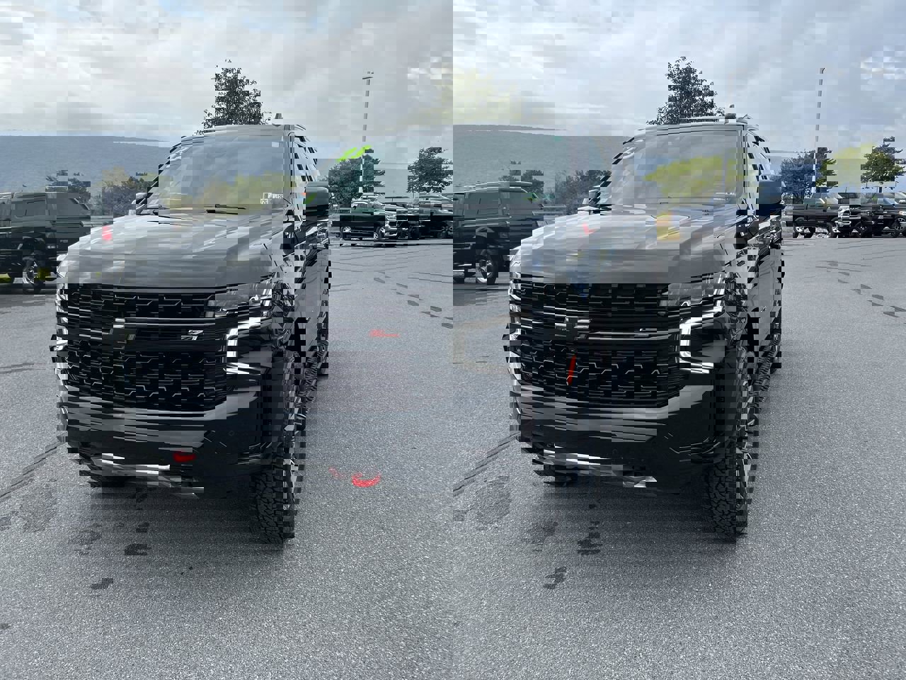 Used 2023 Chevrolet Tahoe Z71 w/ Z71 Off-Road Package image 3