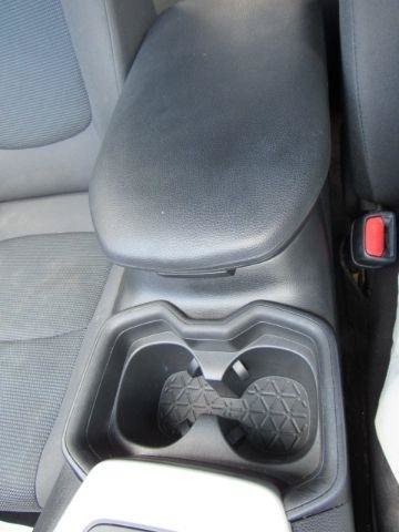 Used 2021 Toyota RAV4 LE AWD/4WD image 27